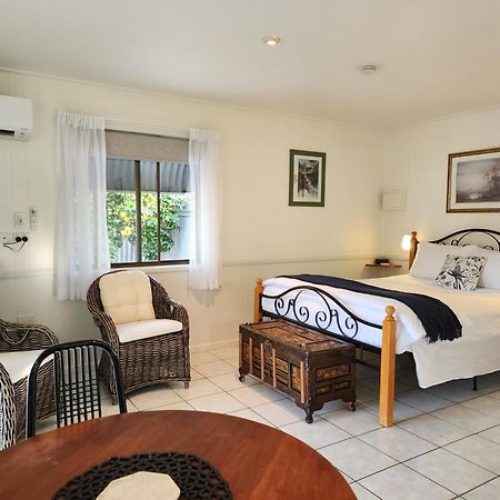 Chillagoe Cabins And Tours Екстериор снимка